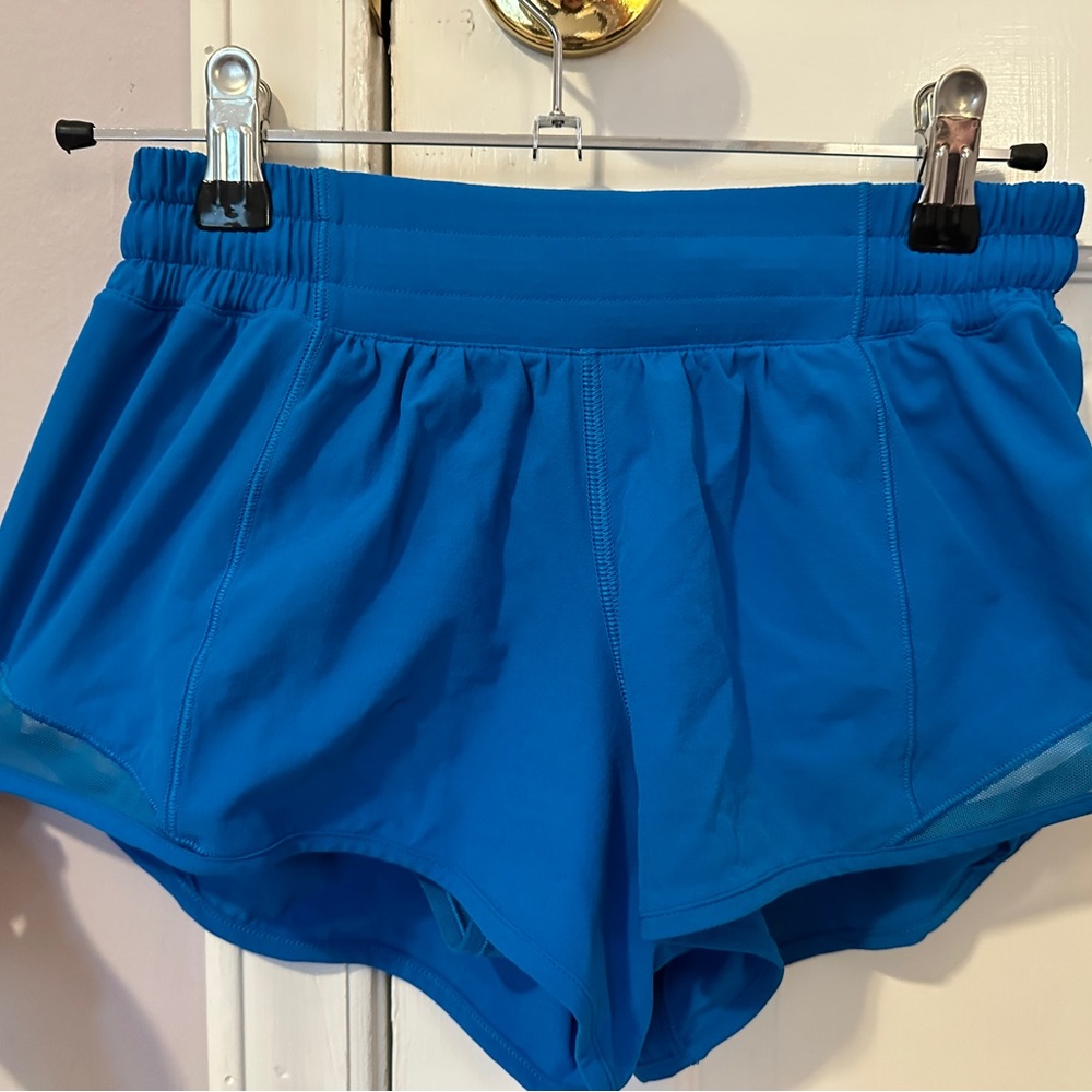 Lululemon Hottie Hot Shorts 2.5”